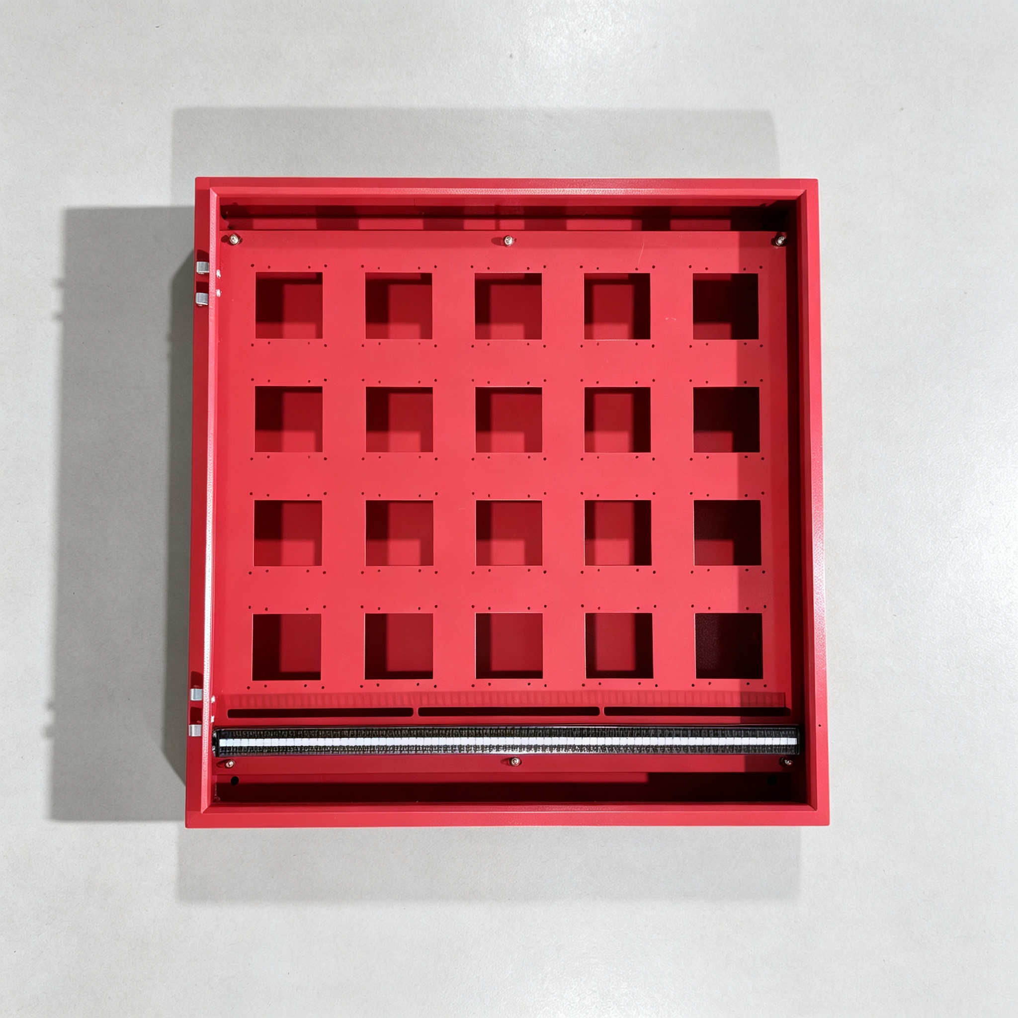Penutup Kotak Terminal Kebakaran: Bahan, Kustomisasi, dan Waktu Proses